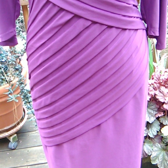 Adrianna Papell Dress - Picture 3 of 8